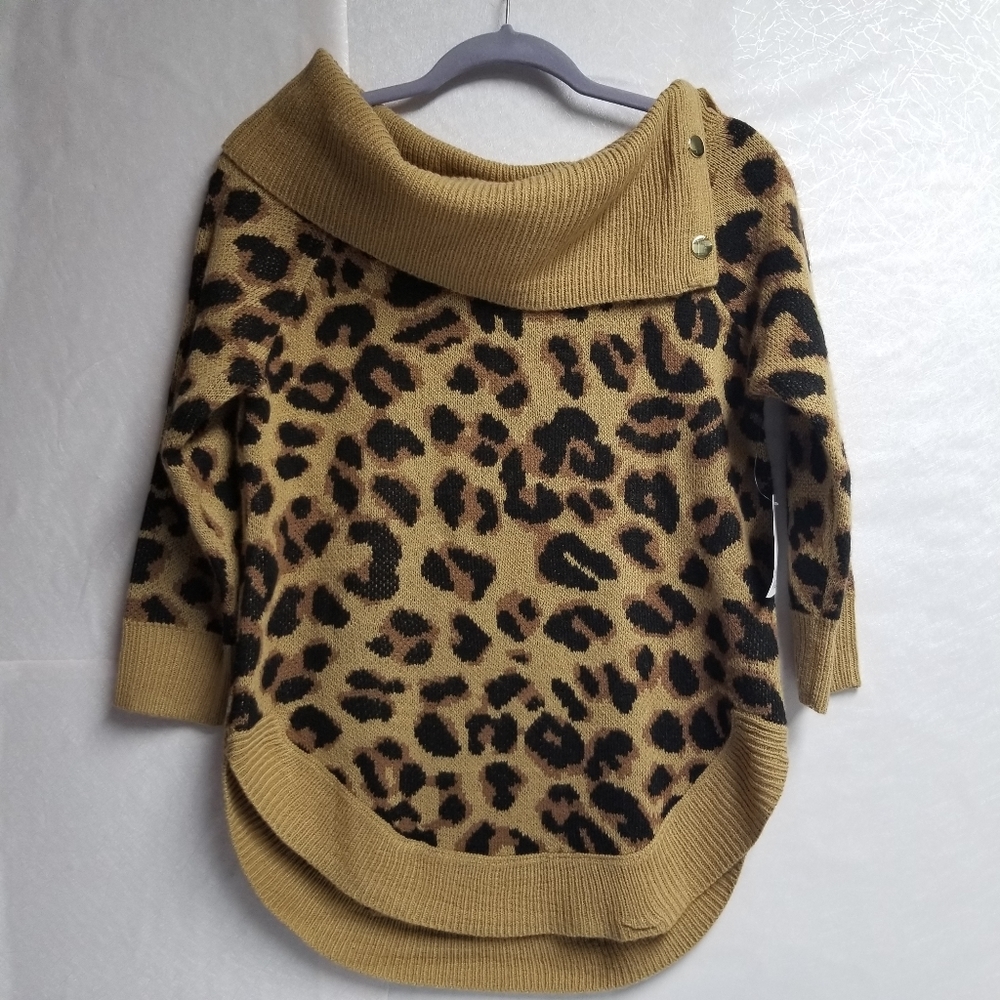 NWT 89th & Madison Cheetah Print Sweater S